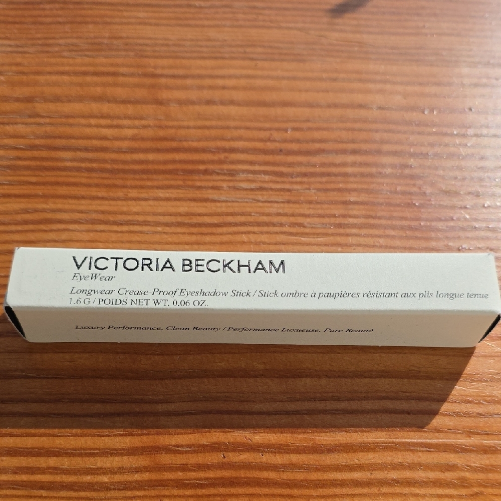 Victoria Beckham Crease-Proof Eyeshadow Stick